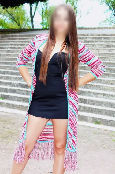 Elif, 30
