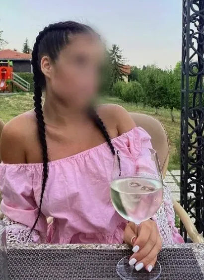 Isabell, 30