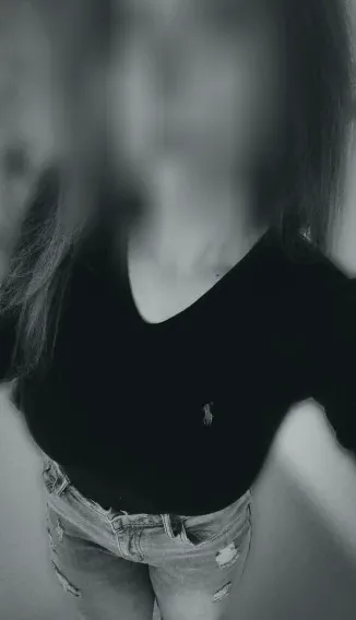 Maja, 26