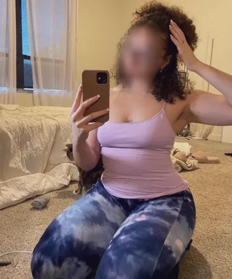 Marion, 32