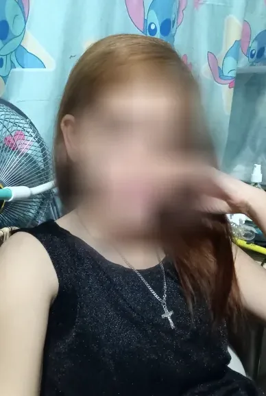 Nadja, 32