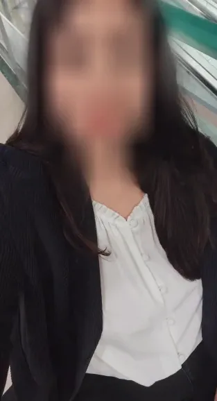 Nora, 39