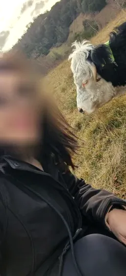 Sabrina, 38