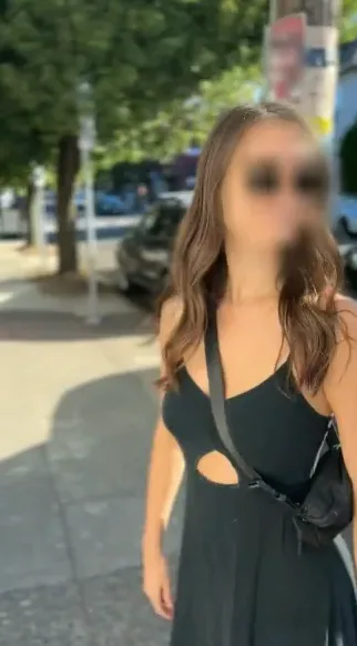 Sophie, 28