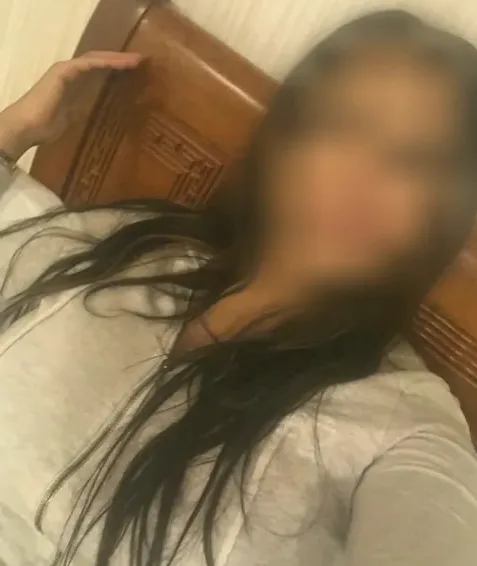 Sophie, 31